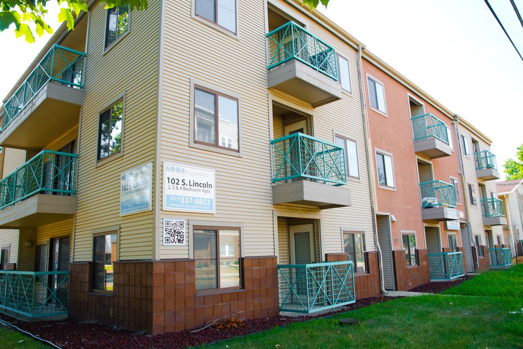 102 South Lincoln Avenue - 207