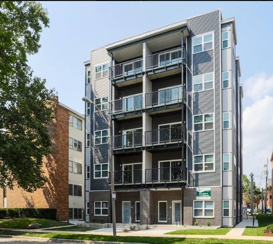 108 E Daniel St - 101