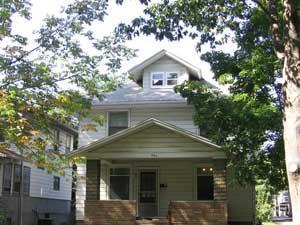 605 S Elm